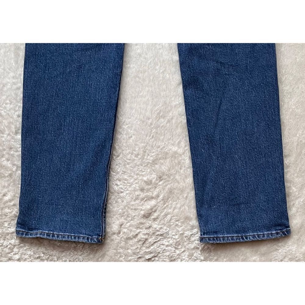 Good American Good 90s Icon Ripped Straight Leg High Rise Stretch Denim Jeans - Picture 15 of 16